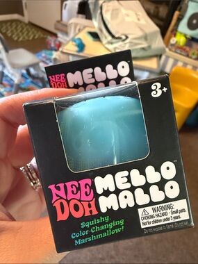 Schylling- Needoh- BLUE Mello Mallo- AUTHENTIC